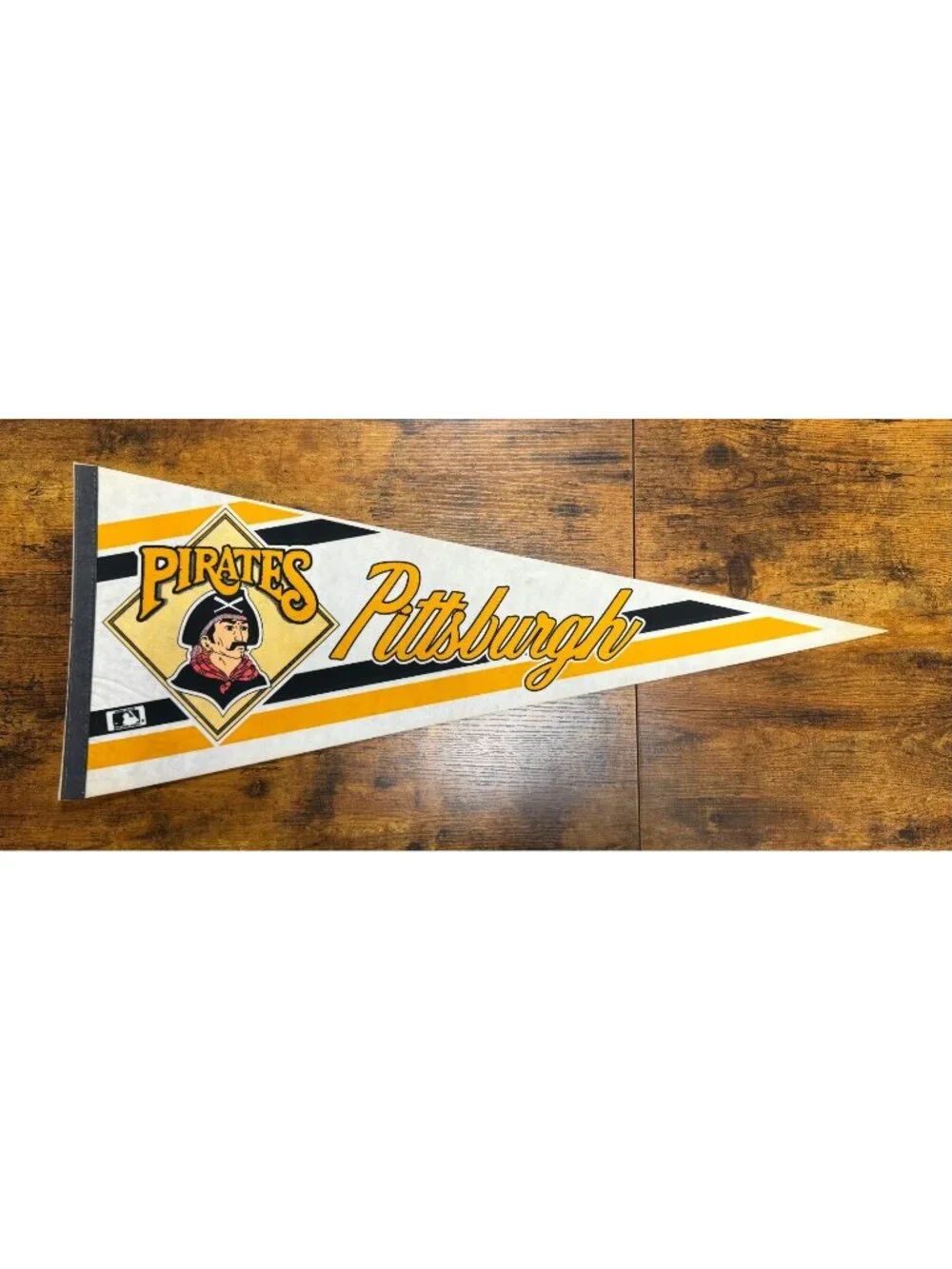 Vintage MLB Pittsburgh Pirates pennant